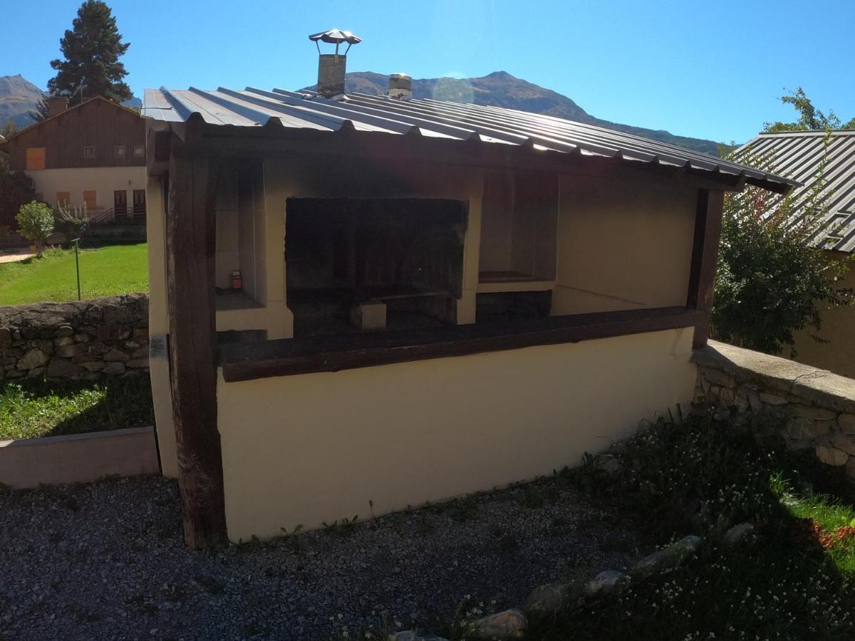 Maison Neuve Proche De Barcelonnette Jausiers Exterior foto